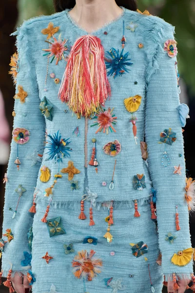 Look 55